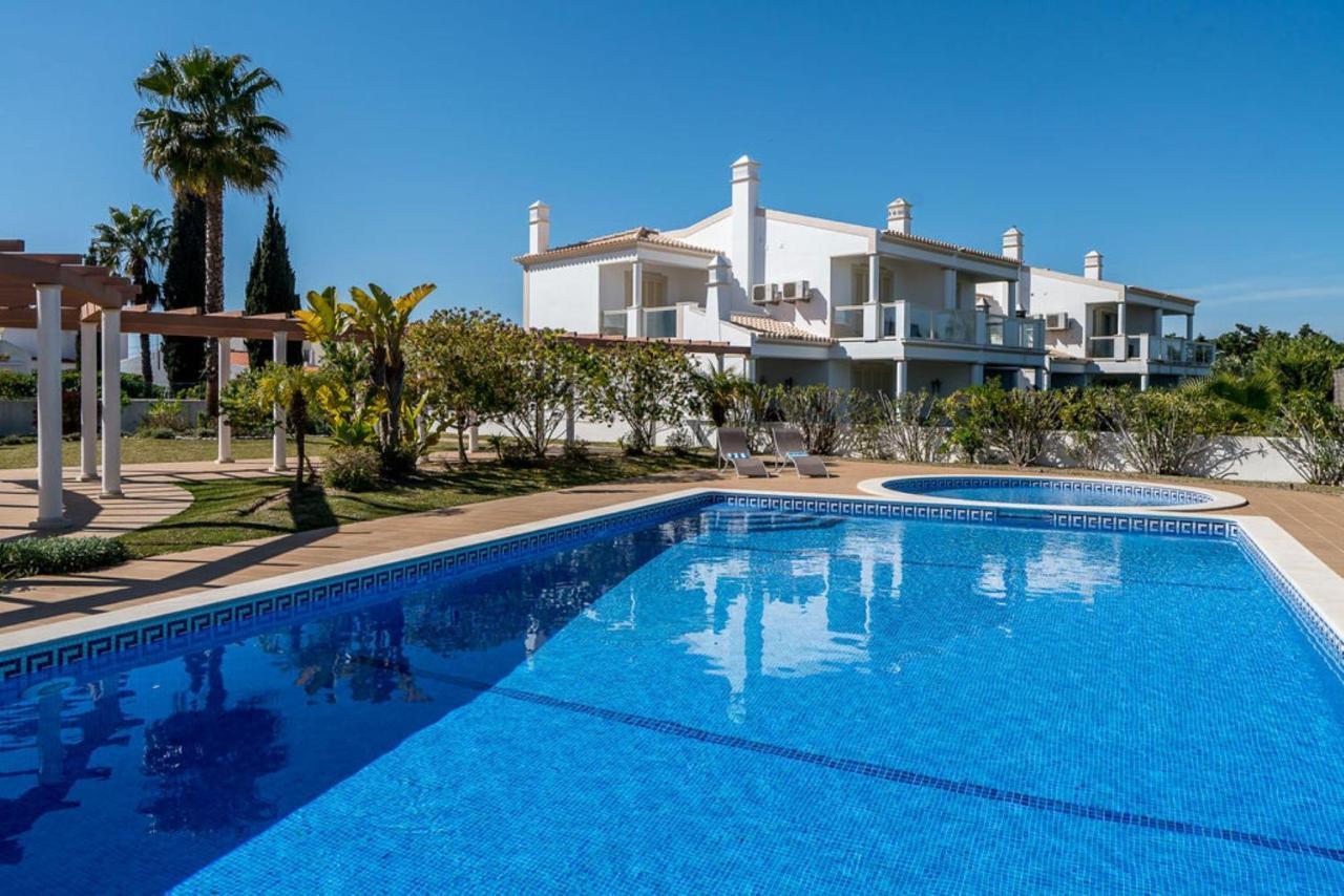 Villa Cantinho By Intiholidays Албуфейра Екстериор снимка